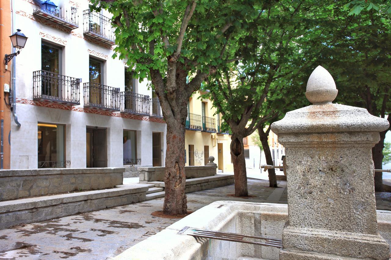 San Lorenzo Suites San Lorenzo de El Escorial Exterior photo